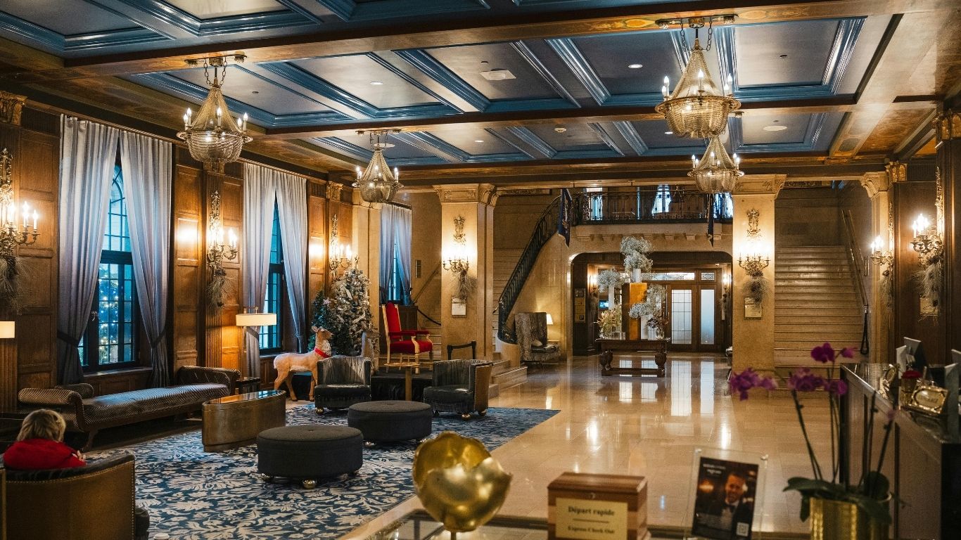 Hotel interior - Image 7